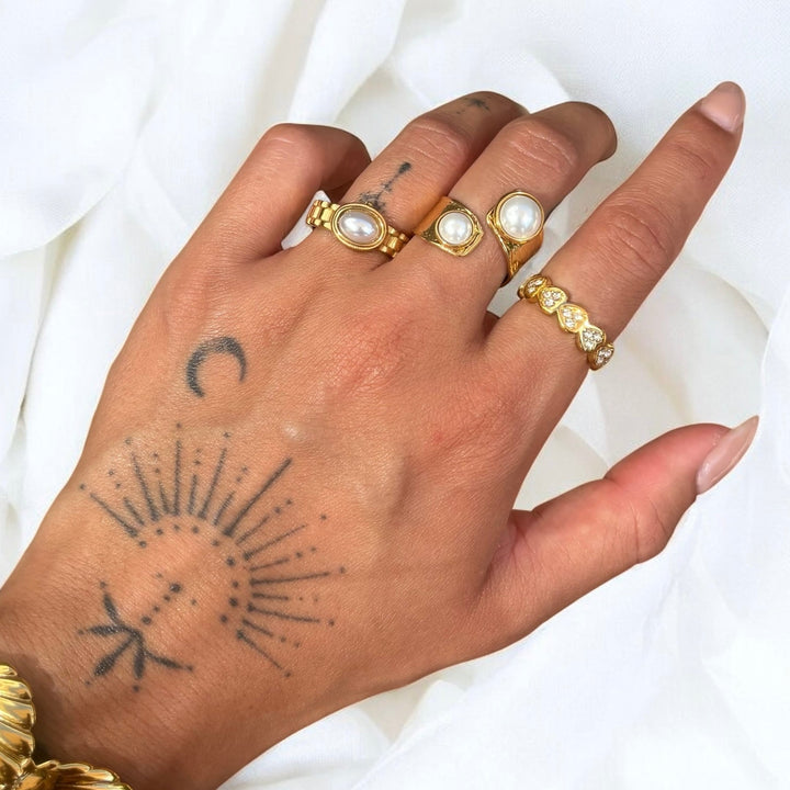 Amara Ring