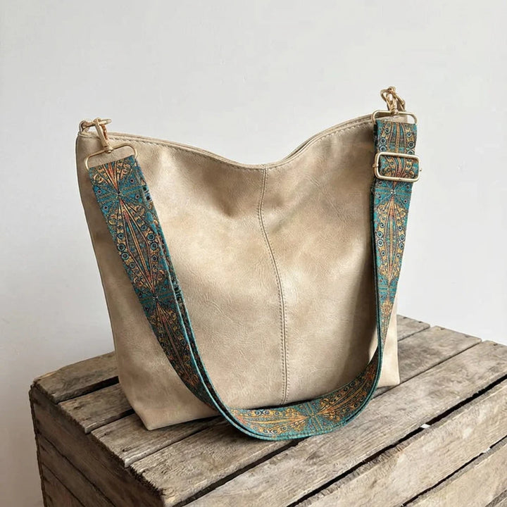 Chelsey | Spacious and Organized — Leather Work Bag with Compartments