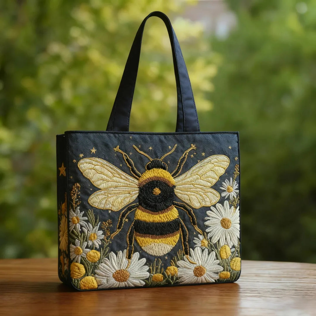 Quilted Tote- Bee with Daisies and Stars