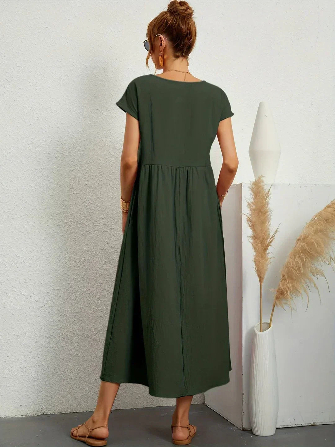 Gabriela™ | Midi fluid dress of timeless elegance