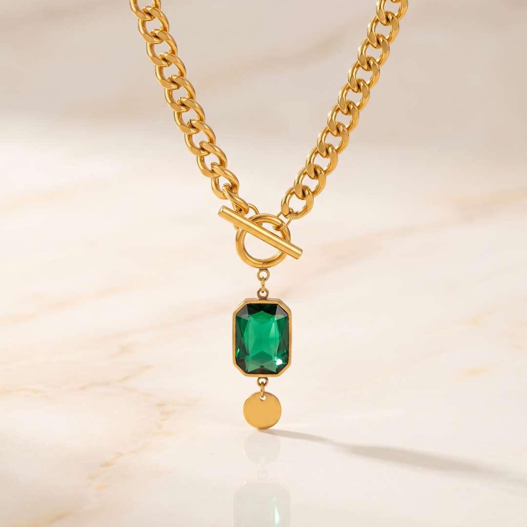 Chunky Chain Emerald Gold  Pendant Necklace